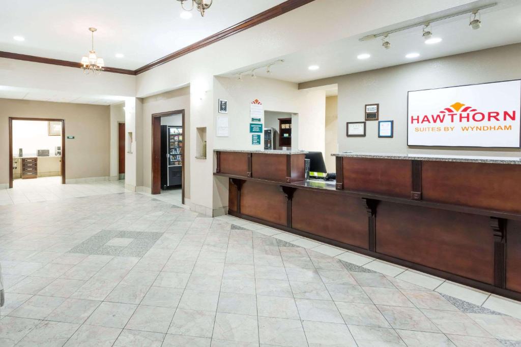 Hawthorn Suites by Wyndham Augusta Fort Gordon - main image