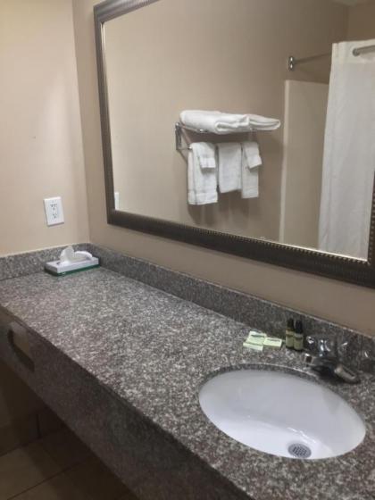 Hawthorn Suites by Wyndham Augusta Fort Gordon - image 14