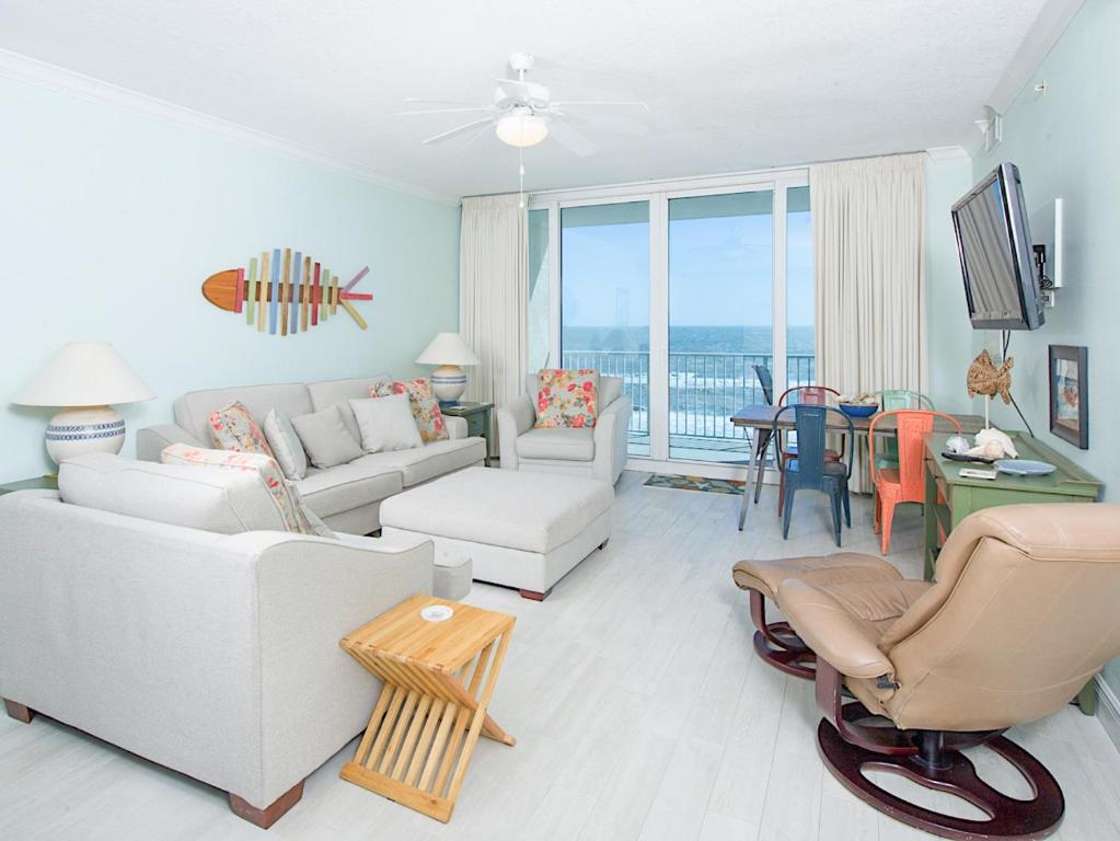 365 E Beach Blvd Condo Unit 604 - main image