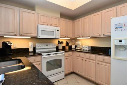 Crystal Tower 1409 by Bender Vacation Rentals - image 3