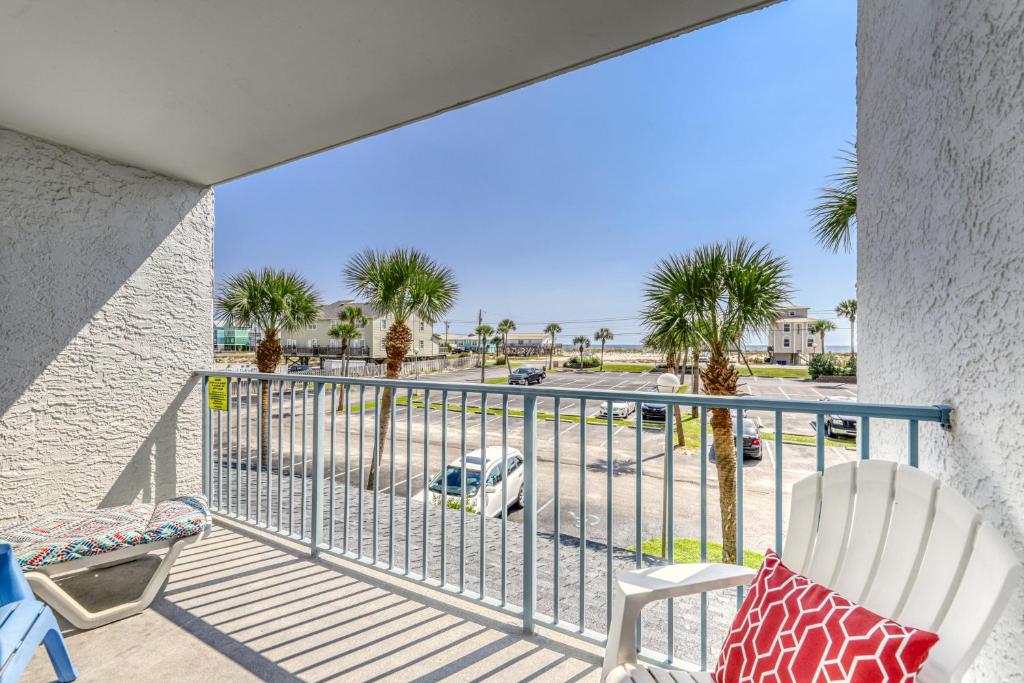 Gulf Shores Surf & Raquet Club Condos - main image