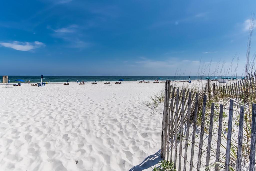 2 Bed 2 Bath Apartment in Gulf Shores - image 4