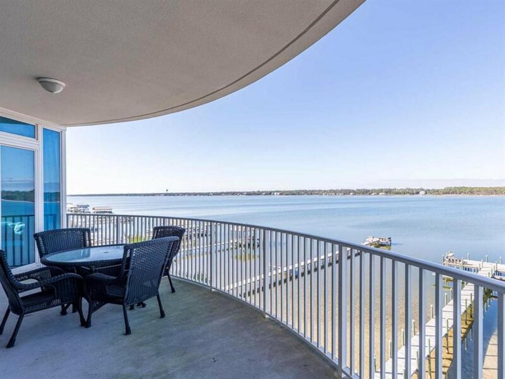 Lagoon Tower 402 by Meyer Vacation Rentals - image 3