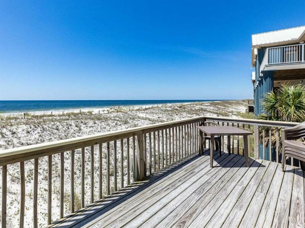 Muldoon Beach House by Meyer Vacation Rentals - main image