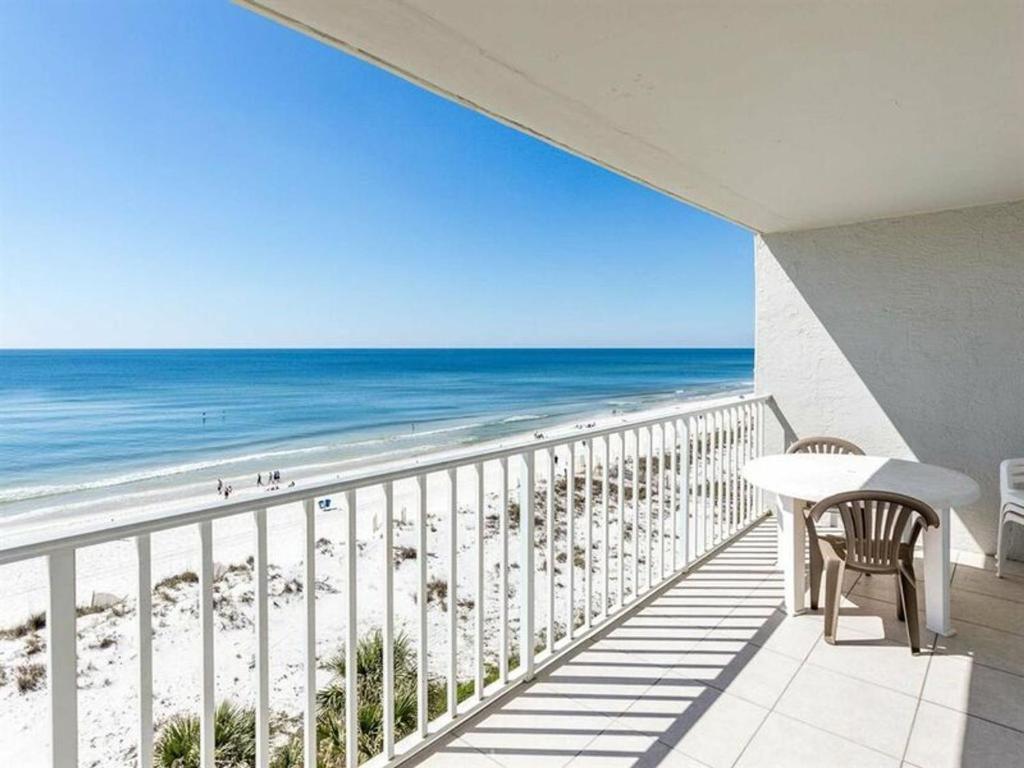 Ocean House I 1604 by Meyer Vacation Rentals - main image