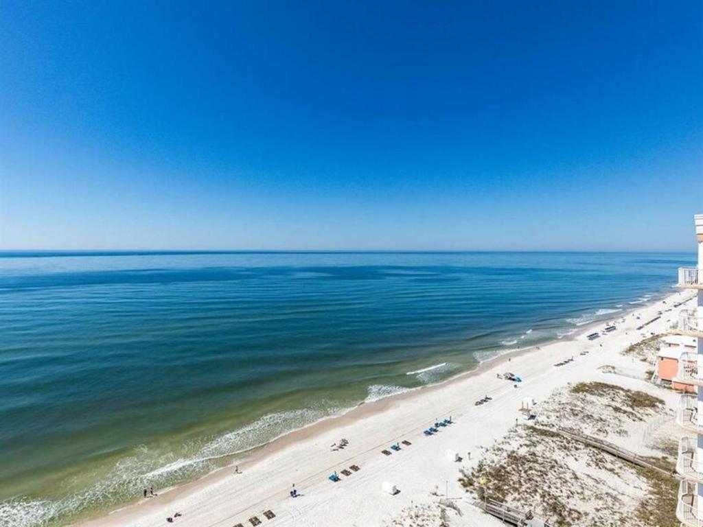 Phoenix Gulf Shores 1502 by Meyer Vacation Rentals - image 4