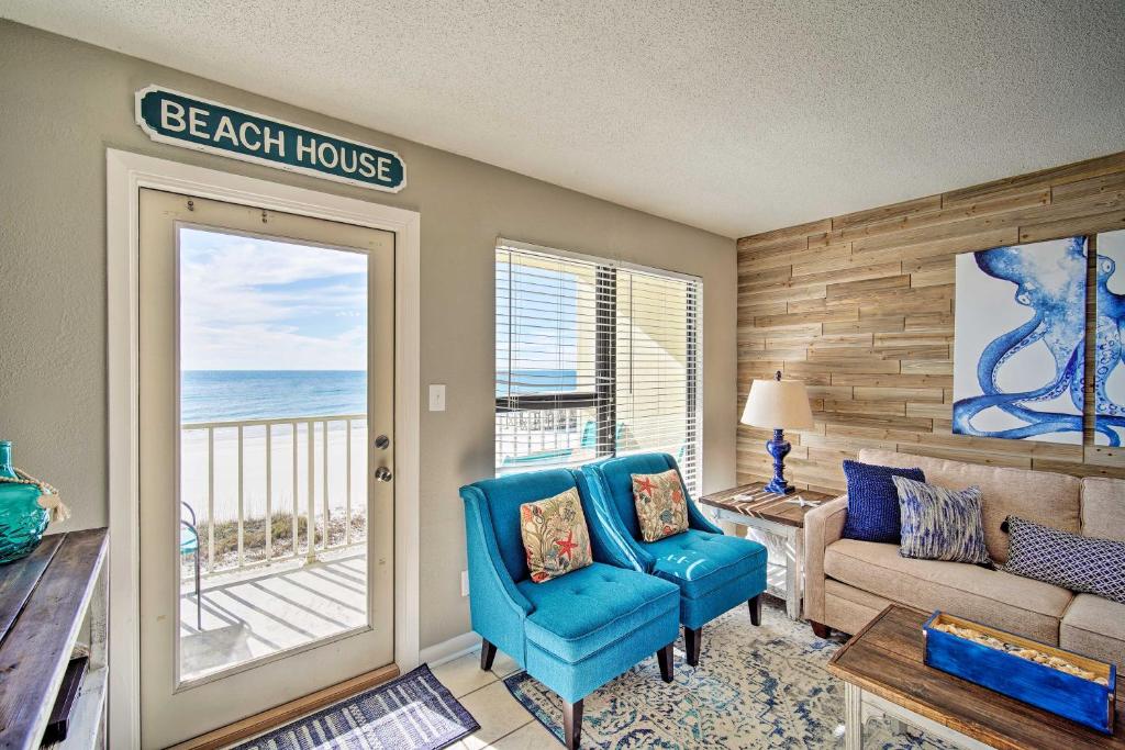 Bright Gulf Shores Beachfront Condo with Pool Access - main image