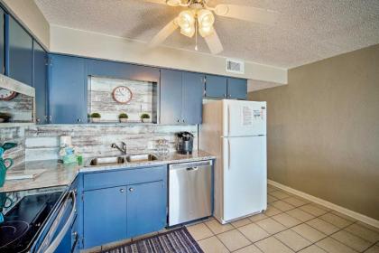 Bright Gulf Shores Beachfront Condo with Pool Access - image 8