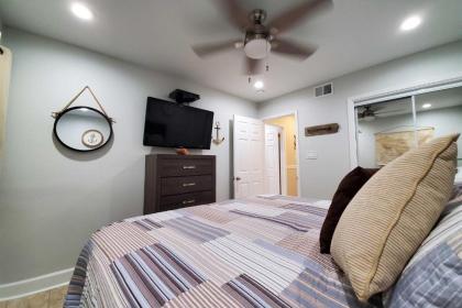 Gulf Shores Getaway with Pool and Beach Access - image 12