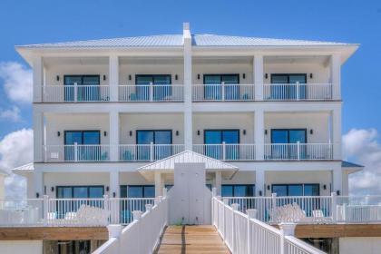 Seaside West 12 Bdrm 11.5 Bath Private Pools Sleeps 36 - image 3