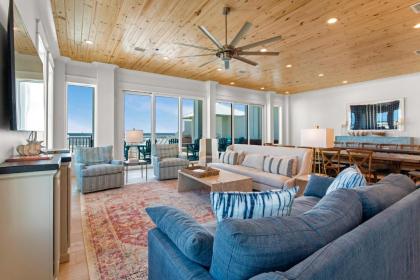 Seaside East 12 Bdrm 11.5 Bath Private Pools Sleeps 36 - image 10