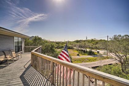 Spacious Gulf Shores Getaway   Walk to Beach Gulf Shores Alabama