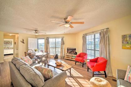 Spacious Gulf Shores Getaway - Walk to Beach! - image 9