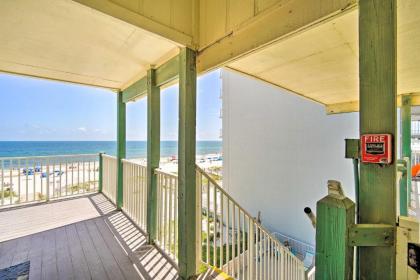 Family-Friendly Beachside Condo 3 Mi to the Pier - image 2