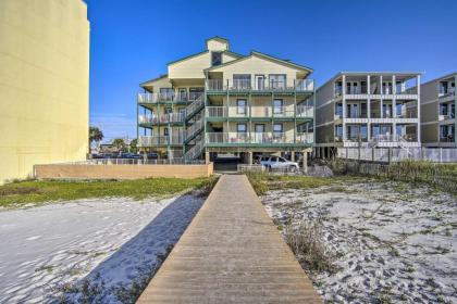 Family-Friendly Beachside Condo 3 Mi to the Pier - image 9