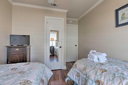 Beachfront Gulf Shores Condo with Pool Access! - image 6