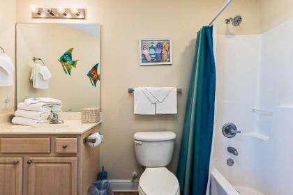 Crystal Shores West 108 by Meyer Vacation Rentals - image 13