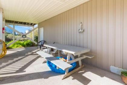 Seaside Cottage Close to The Beach - image 10