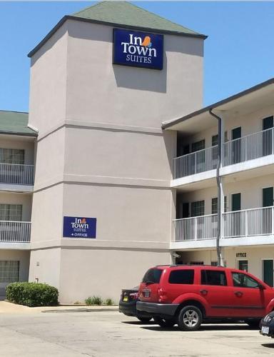 InTown Suites Extended Stay Gulfport - image 2