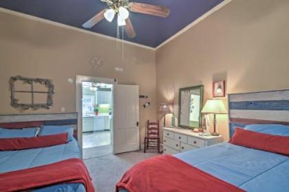 Charming Gulfport Getaway Only 3 Blocks to Beach! - image 2