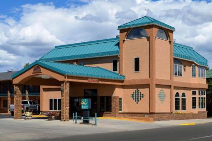 Quality Inn Near Western State Colorado University - image 15