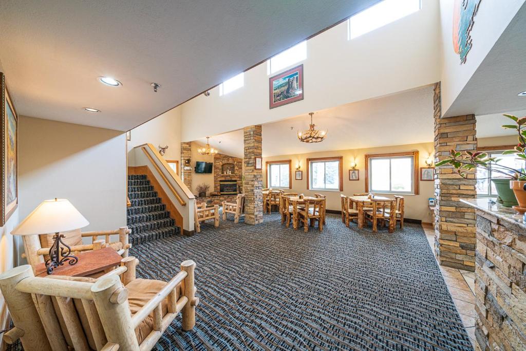 Alpine Inn & Suites Gunnison - image 5