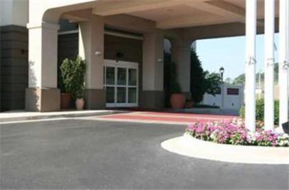 Hampton Inn Guntersville - image 2