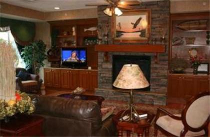 Hampton Inn Guntersville - image 3