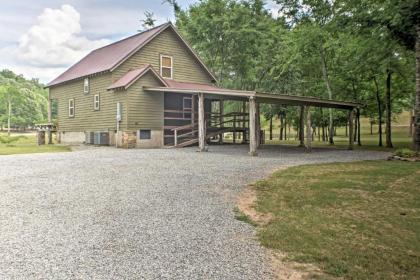 Guntersville Cabin with Fire Pit Walk to Lake! - image 4