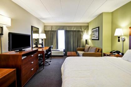 Hampton Inn Chicago-Gurnee - image 20