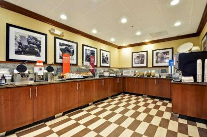 Hampton Inn Chicago-Gurnee - image 6