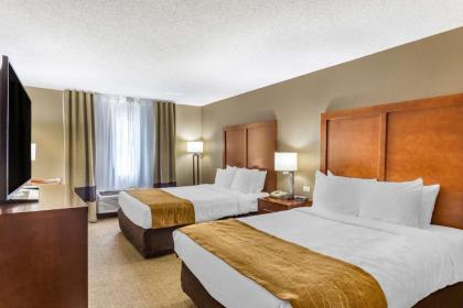 Comfort Inn Gurnee near Six Flags - image 14