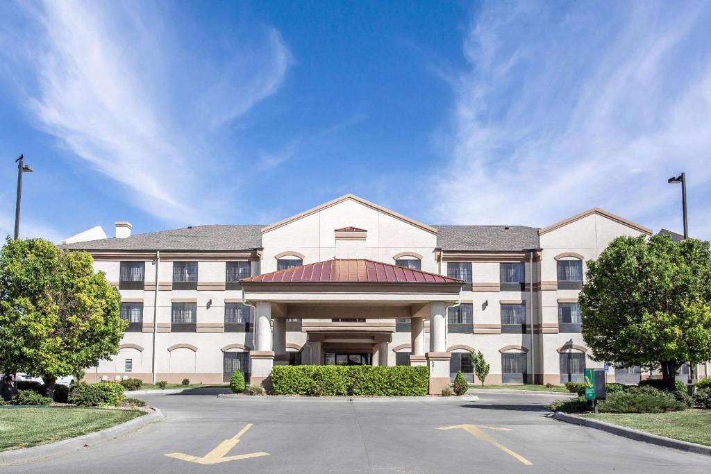 Quality Inn & Suites Guymon - main image