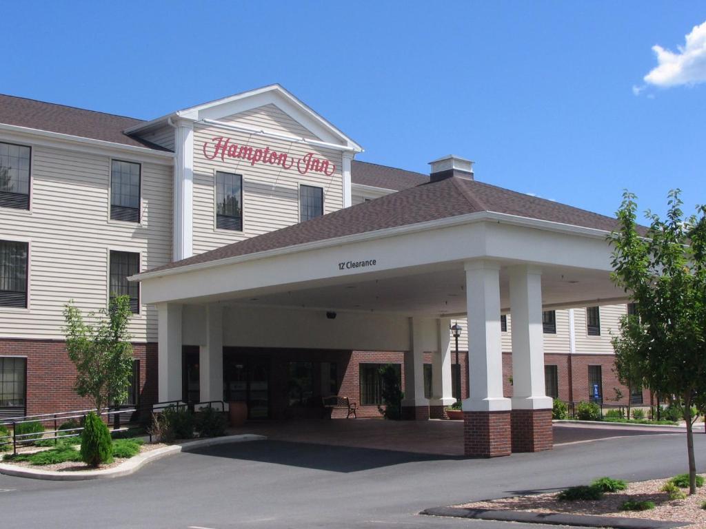 Hampton Inn Hadley-Amherst Area - main image