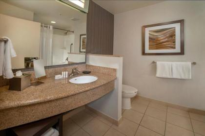 Courtyard by Marriott Hagerstown - image 12