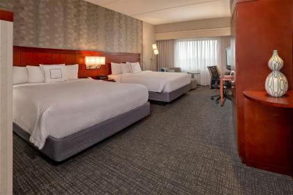 Courtyard by Marriott Hagerstown - image 2