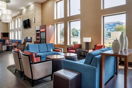 Comfort Suites Hagerstown - image 8