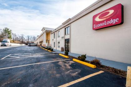 Econo Lodge Hagerstown I-81 - image 6