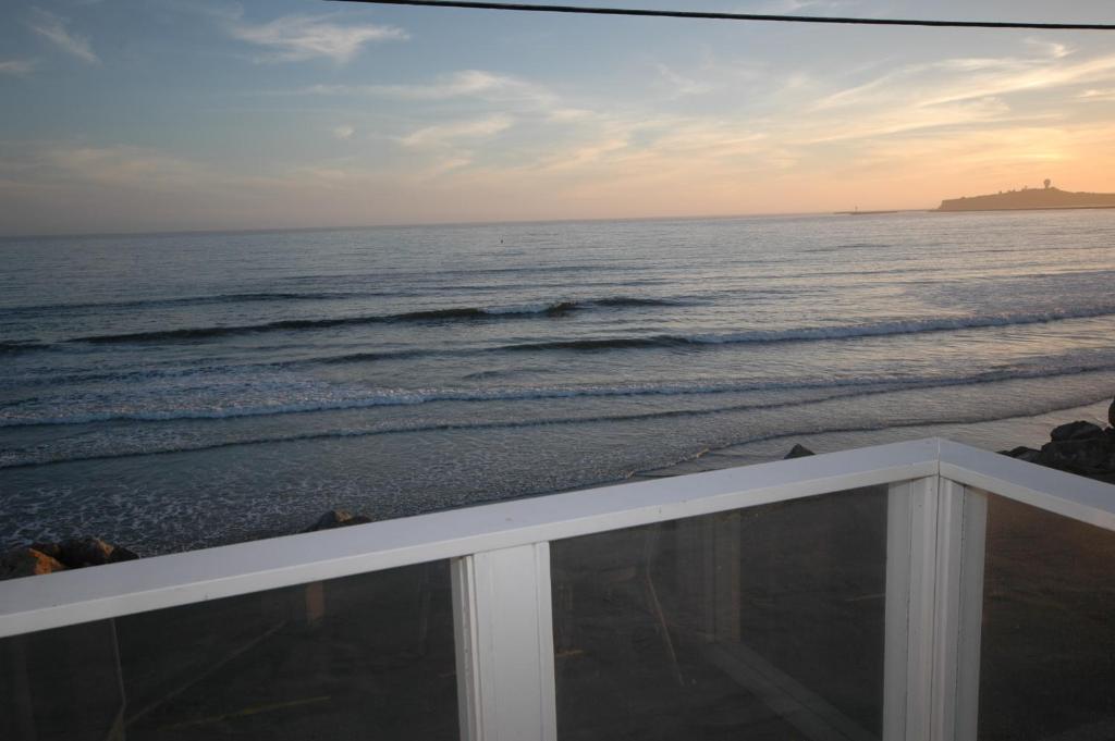 The Oceanfront Hotel on MiramarBeach HMB - image 3