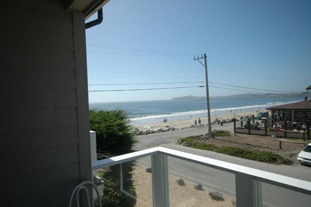 The Oceanfront Hotel on MiramarBeach HMB - image 4