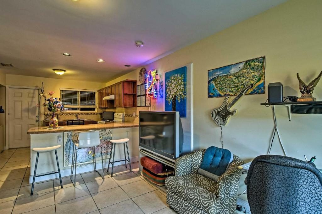 Inviting Family Apartment Less Than 3 Mi From Coast! - main image