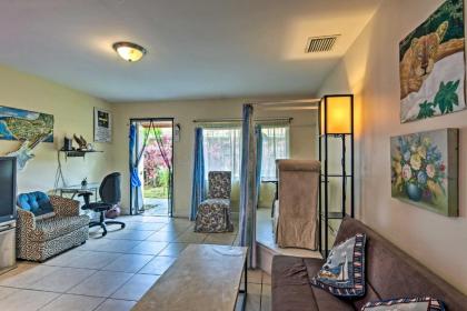 Inviting Family Apartment Less Than 3 Mi From Coast! - image 6