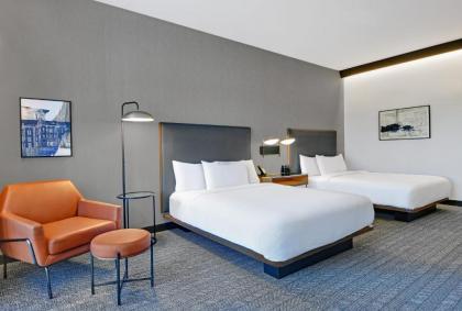 Courtyard by Marriott Hamilton - image 14