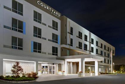 Courtyard by Marriott Hamilton - image 6