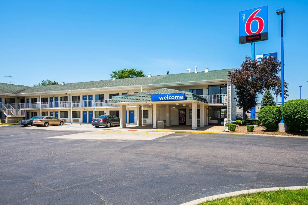 Motel 6-Hammond IN - Chicago Area - main image