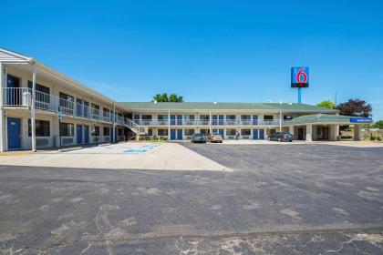 Motel 6-Hammond IN - Chicago Area - image 4