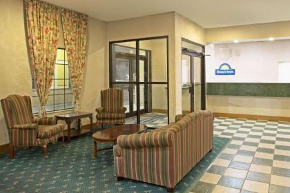 Days Inn by Wyndham Hammond - image 3