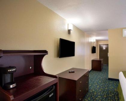 Quality Inn Hammond - image 11