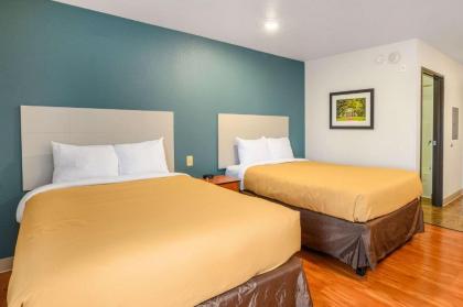 Suburban Extended Stay Hotel - image 12