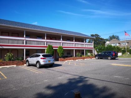 Bay Watch Hotel and Marina - image 8